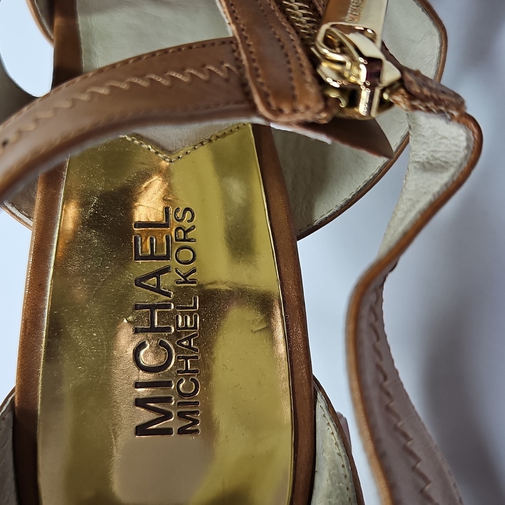 Michael Kors Berkley Plateform Brown Heeled Sandals Size 7.5 - Picture 2 of 8